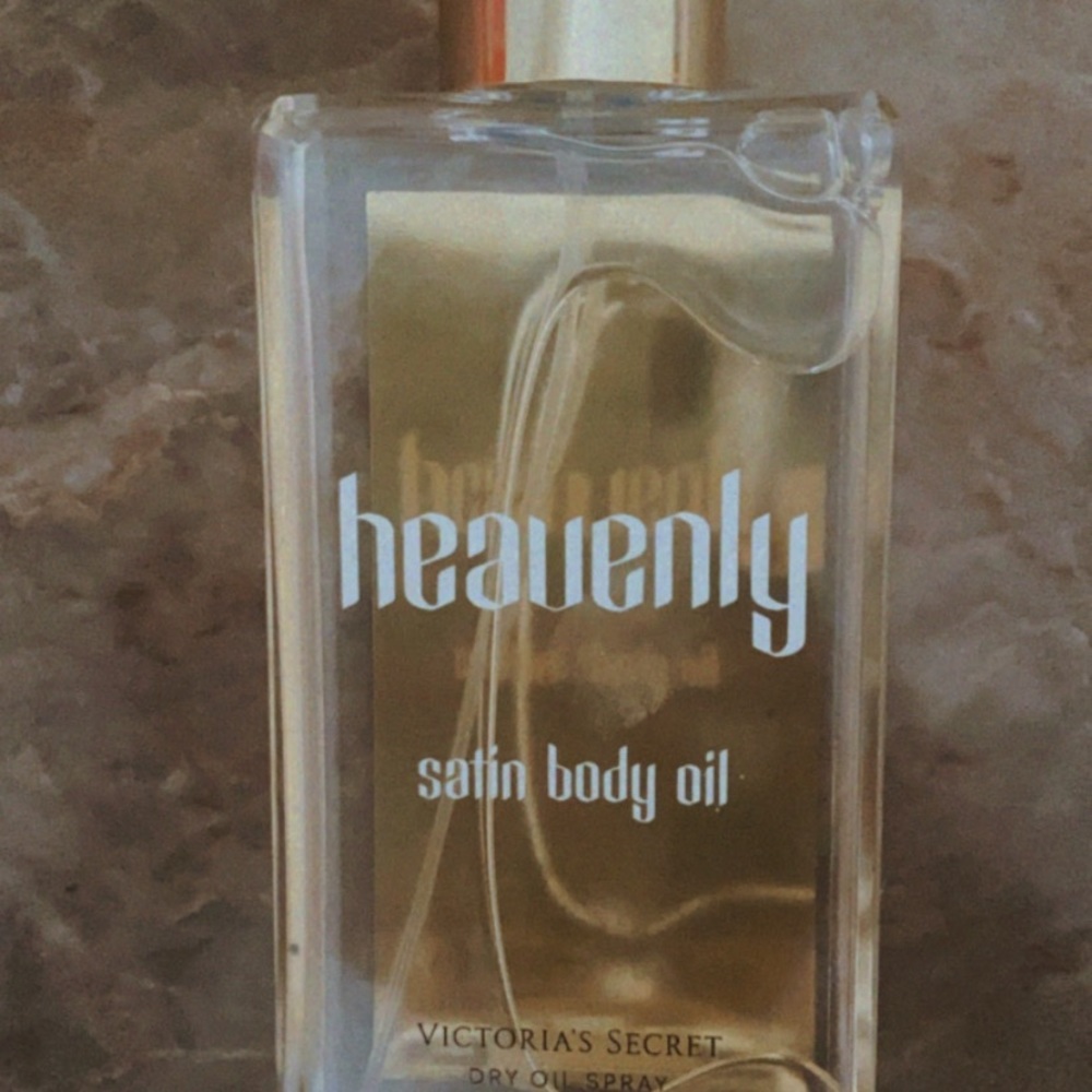 Victoria secret heavenly satin body oil